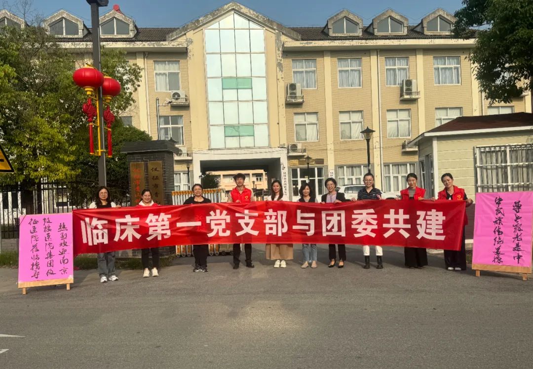何茹丹摄(1).jpg 何茹丹摄(1).jpg